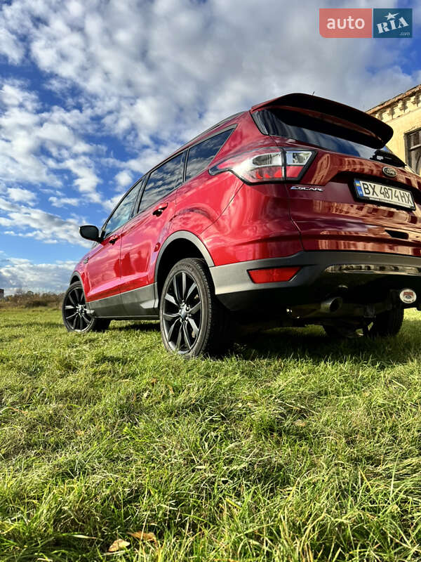 Позашляховик / Кросовер Ford Escape 2016 в Нетішині фото 27 Позашляховик / Кросовер Ford Escape 2016 в Нетішині