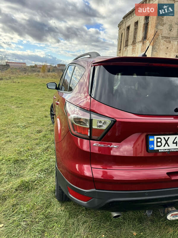 Позашляховик / Кросовер Ford Escape 2016 в Нетішині фото 38 Позашляховик / Кросовер Ford Escape 2016 в Нетішині