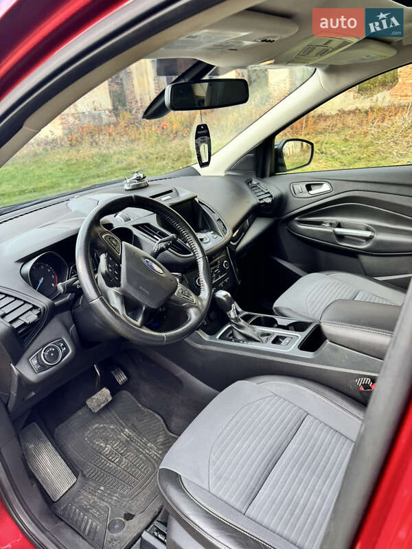 Позашляховик / Кросовер Ford Escape 2016 в Нетішині фото 75 Позашляховик / Кросовер Ford Escape 2016 в Нетішині