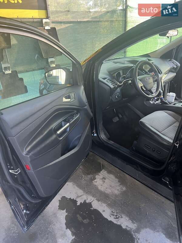 Позашляховик / Кросовер Ford Escape 2018 в Одесі