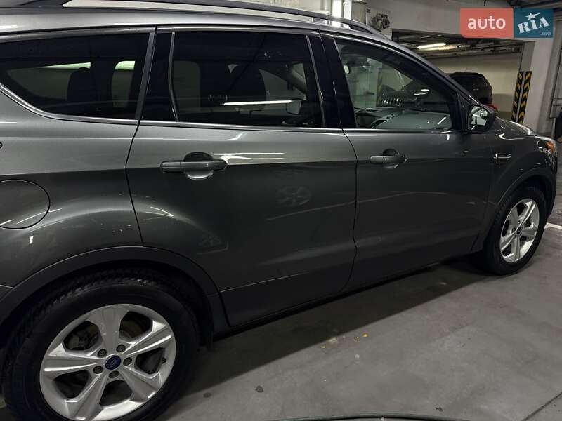 Внедорожник / Кроссовер Ford Escape 2015 в Киеве фото 80 Внедорожник / Кроссовер Ford Escape 2015 в Киеве