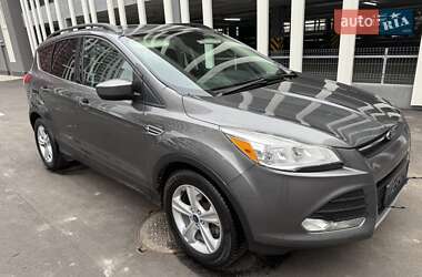 Внедорожник / Кроссовер Ford Escape 2015 в Киеве