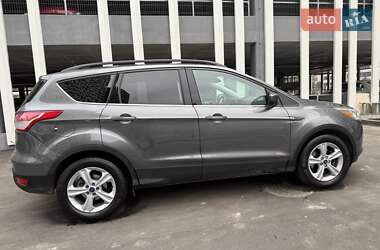 Позашляховик / Кросовер Ford Escape 2015 в Києві