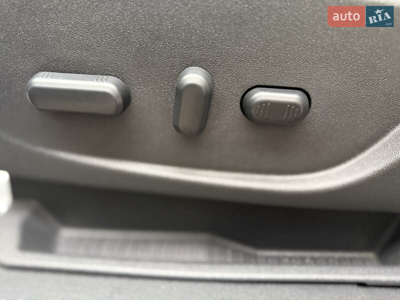 Внедорожник / Кроссовер Ford Escape 2015 в Киеве фото 38 Внедорожник / Кроссовер Ford Escape 2015 в Киеве