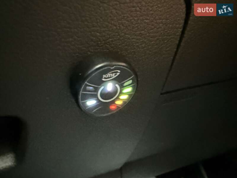 Внедорожник / Кроссовер Ford Escape 2015 в Киеве фото 48 Внедорожник / Кроссовер Ford Escape 2015 в Киеве