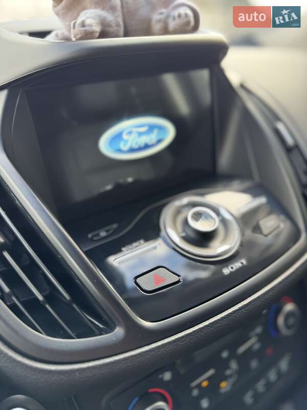 Позашляховик / Кросовер Ford Escape 2018 в Львові фото 27 Позашляховик / Кросовер Ford Escape 2018 в Львові