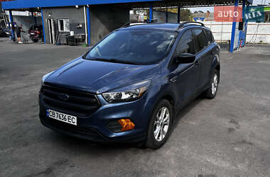 Внедорожник / Кроссовер Ford Escape 2017 в Чернигове Внедорожник / Кроссовер Ford Escape 2017 в Чернигове