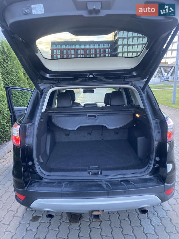 Позашляховик / Кросовер Ford Escape 2018 в Львові