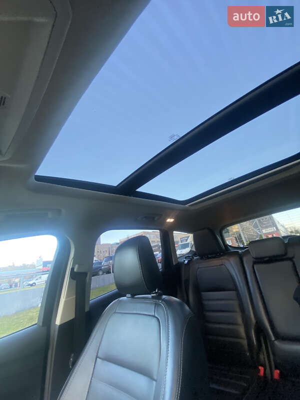 Позашляховик / Кросовер Ford Escape 2018 в Львові