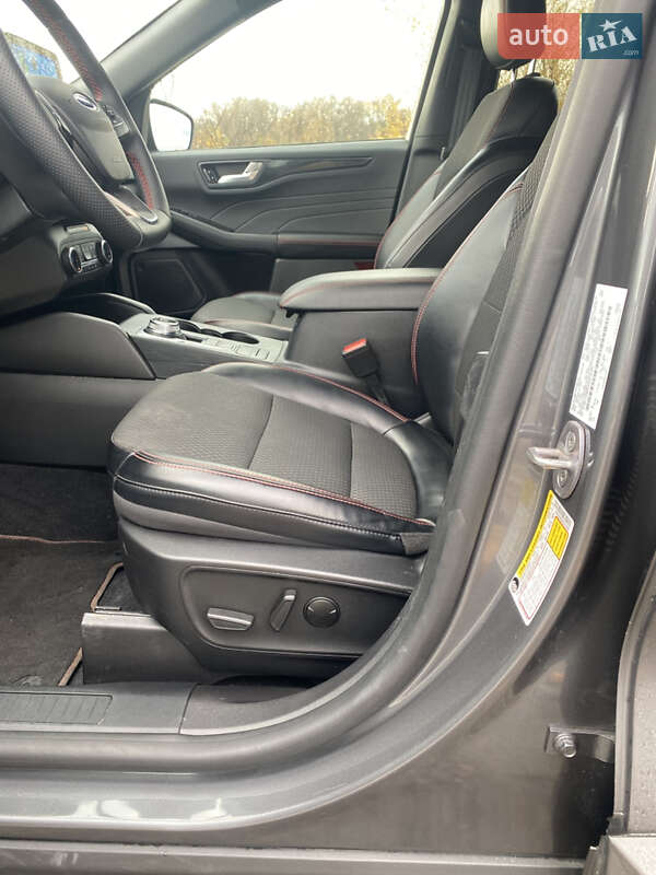 Внедорожник / Кроссовер Ford Escape 2023 в Киеве