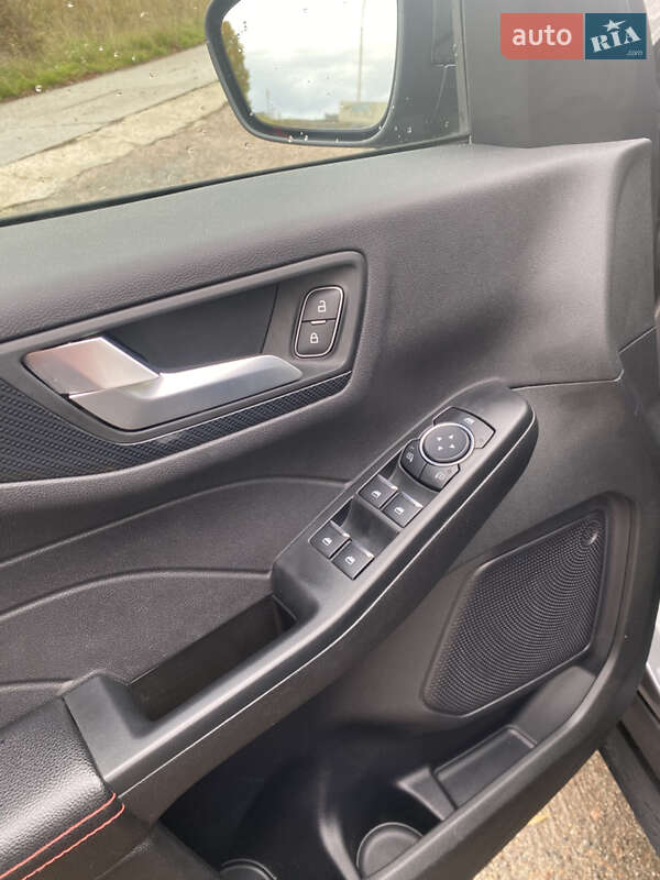 Внедорожник / Кроссовер Ford Escape 2023 в Киеве