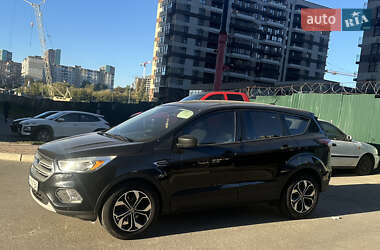 Внедорожник / Кроссовер Ford Escape 2017 в Киеве Внедорожник / Кроссовер Ford Escape 2017 в Киеве
