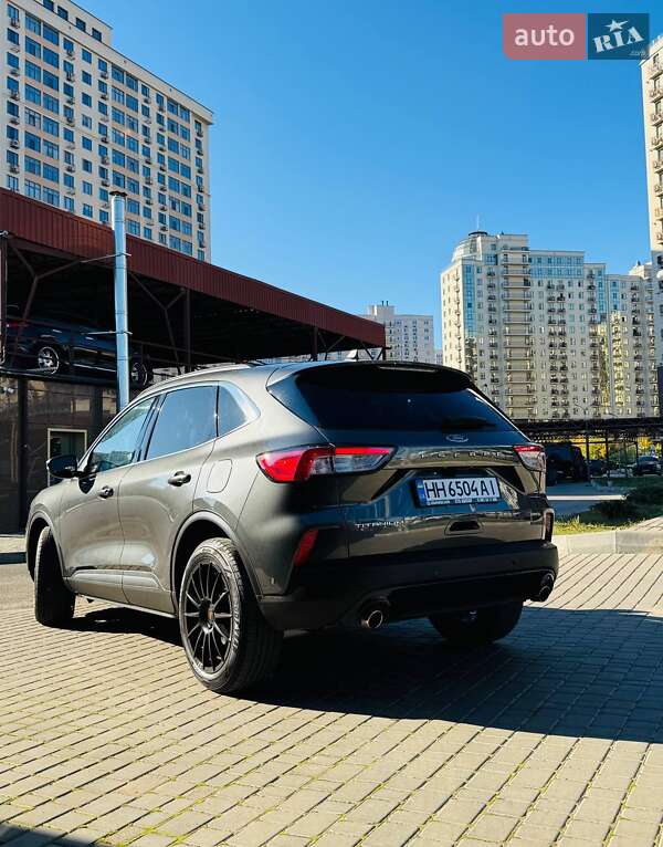 Позашляховик / Кросовер Ford Escape 2020 в Одесі