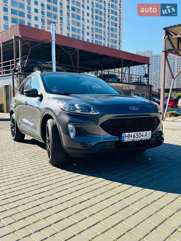 Позашляховик / Кросовер Ford Escape 2020 в Одесі