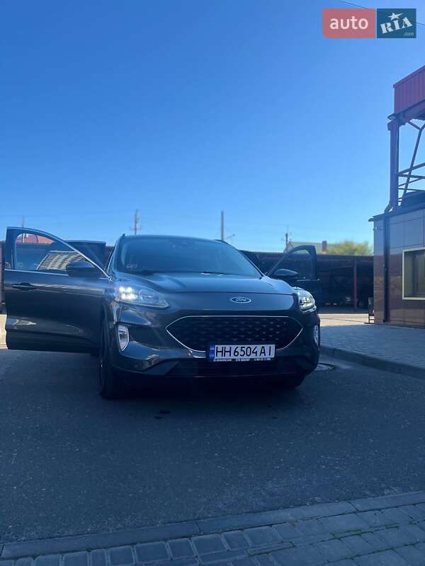 Позашляховик / Кросовер Ford Escape 2020 в Одесі