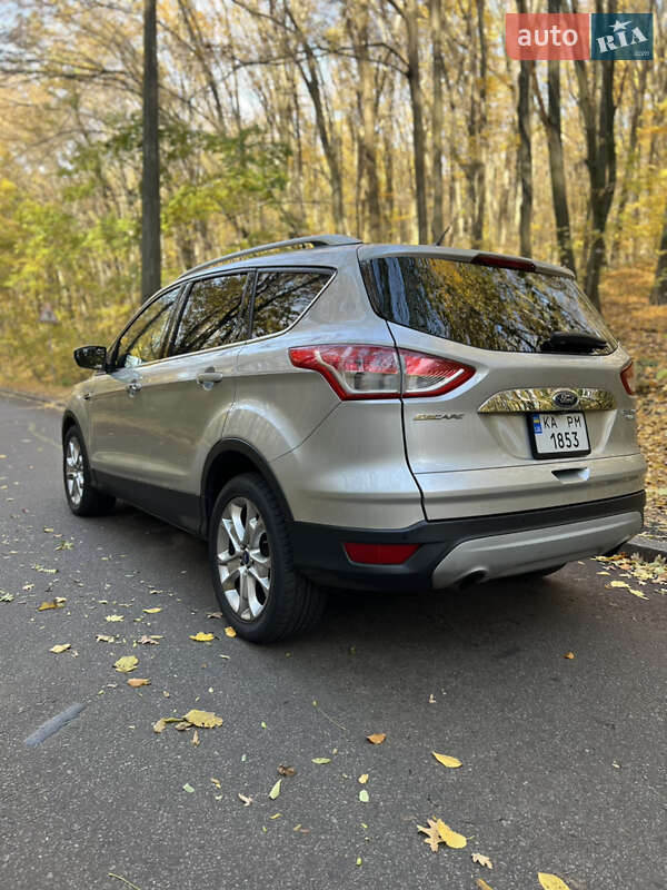 Внедорожник / Кроссовер Ford Escape 2015 в Киеве фото 10 Внедорожник / Кроссовер Ford Escape 2015 в Киеве