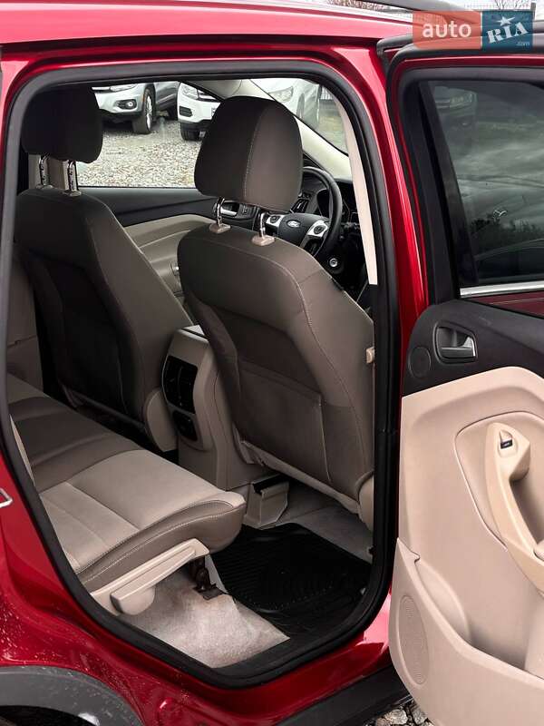 Внедорожник / Кроссовер Ford Escape 2015 в Львове