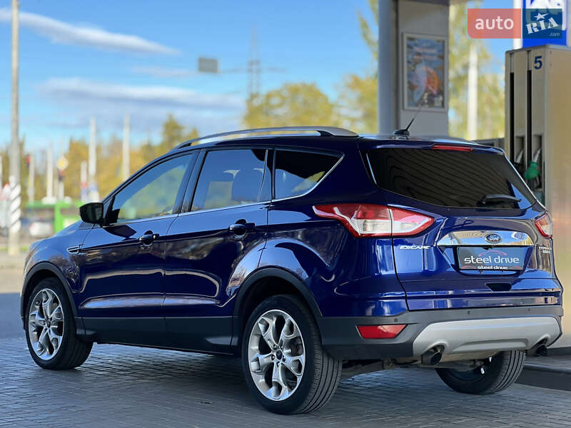 Позашляховик / Кросовер Ford Escape 2015 в Миколаєві