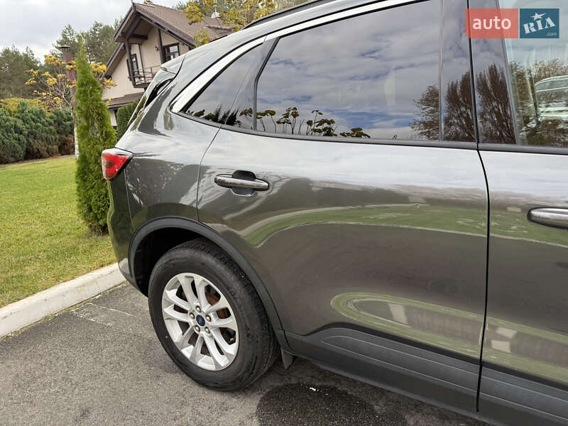 Внедорожник / Кроссовер Ford Escape 2020 в Киеве фото 15 Внедорожник / Кроссовер Ford Escape 2020 в Киеве