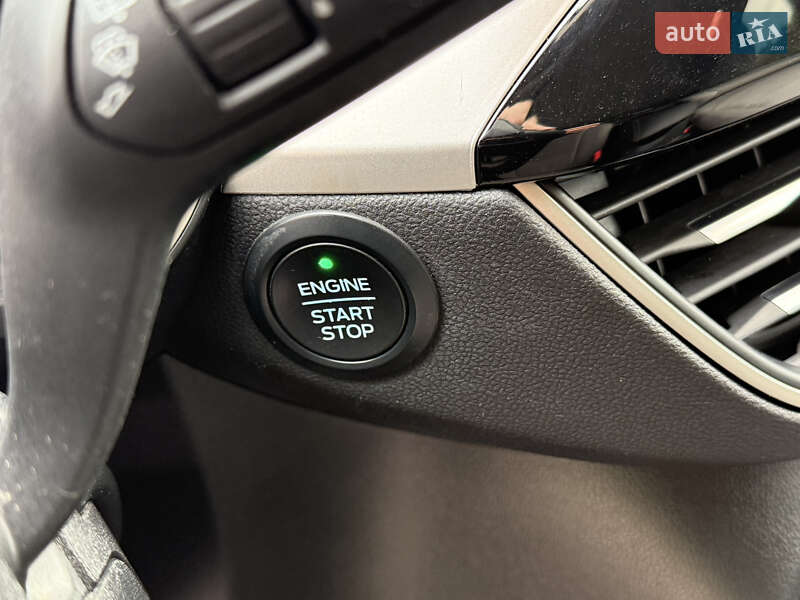 Внедорожник / Кроссовер Ford Escape 2020 в Киеве фото 30 Внедорожник / Кроссовер Ford Escape 2020 в Киеве