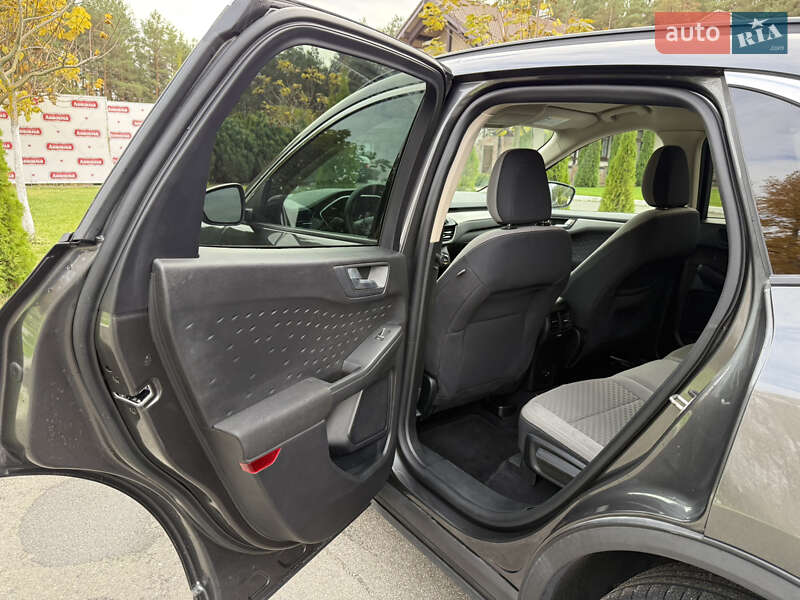 Внедорожник / Кроссовер Ford Escape 2020 в Киеве фото 41 Внедорожник / Кроссовер Ford Escape 2020 в Киеве