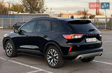 Позашляховик / Кросовер Ford Escape 2020 в Дніпрі
