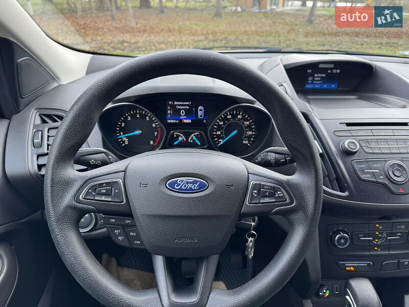 Внедорожник / Кроссовер Ford Escape 2017 в Белой Церкви