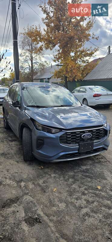 Внедорожник / Кроссовер Ford Escape 2023 в Киеве
