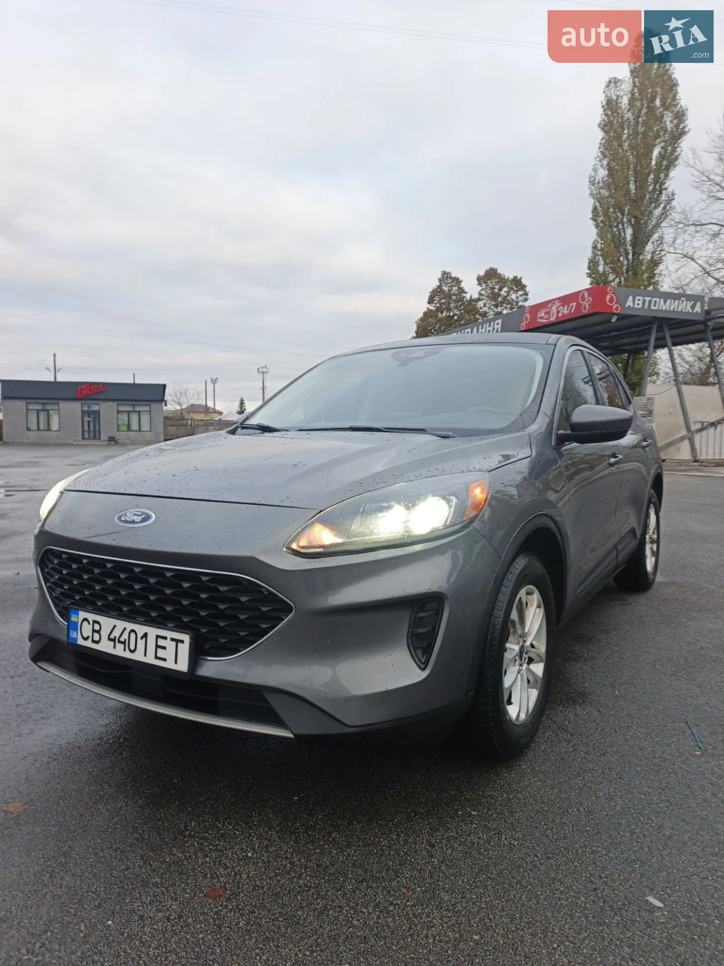 2021 Ford Escape - фото 1