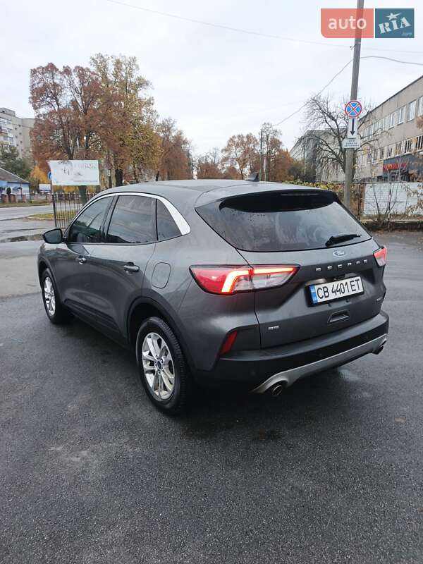 Позашляховик / Кросовер Ford Escape 2021 в Чернігові