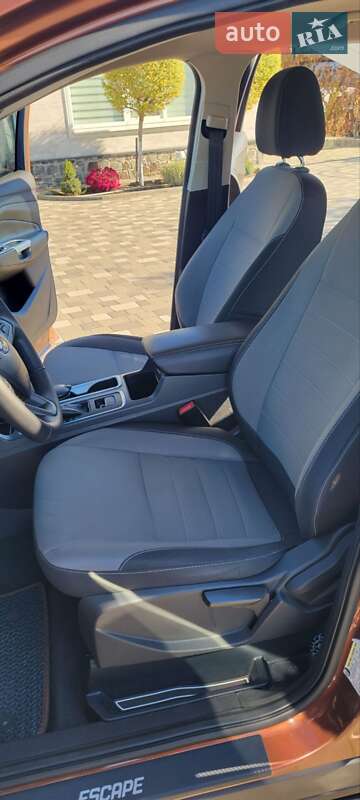 Внедорожник / Кроссовер Ford Escape 2016 в Гайвороне фото 31 Внедорожник / Кроссовер Ford Escape 2016 в Гайвороне