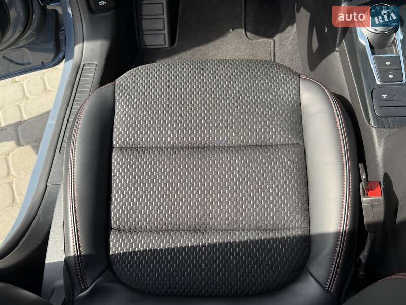 Внедорожник / Кроссовер Ford Escape 2024 в Виннице