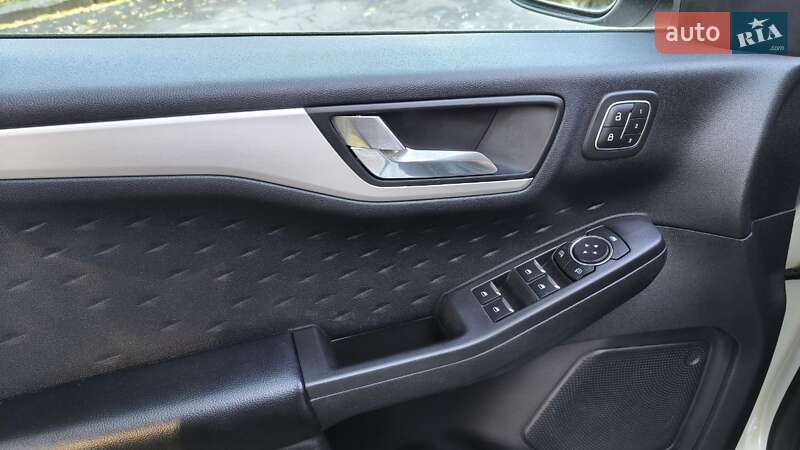 Внедорожник / Кроссовер Ford Escape 2020 в Киеве фото 16 Внедорожник / Кроссовер Ford Escape 2020 в Киеве