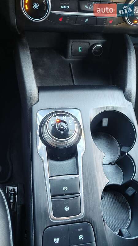 Внедорожник / Кроссовер Ford Escape 2020 в Киеве фото 18 Внедорожник / Кроссовер Ford Escape 2020 в Киеве