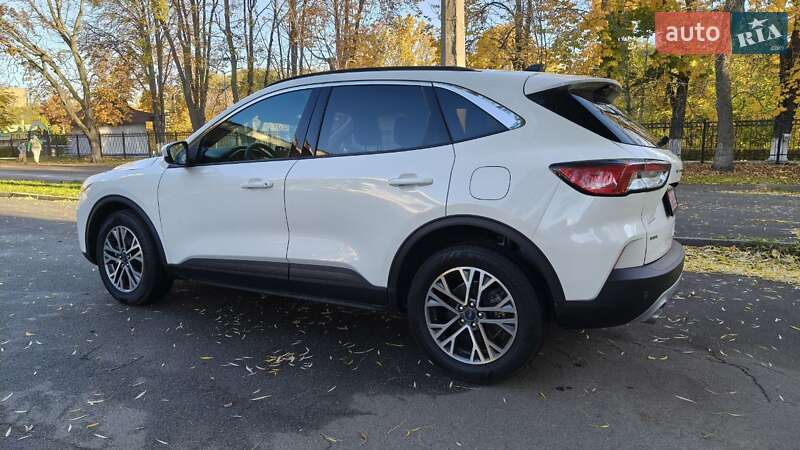 Внедорожник / Кроссовер Ford Escape 2020 в Киеве фото 25 Внедорожник / Кроссовер Ford Escape 2020 в Киеве