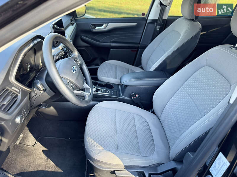 Внедорожник / Кроссовер Ford Escape 2021 в Ровно