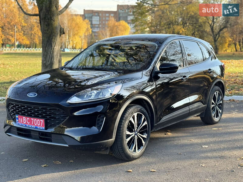 Внедорожник / Кроссовер Ford Escape 2021 в Ровно