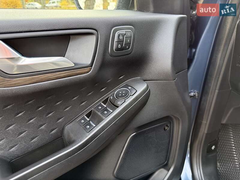 Позашляховик / Кросовер Ford Escape 2020 в Києві фото 17 Позашляховик / Кросовер Ford Escape 2020 в Києві