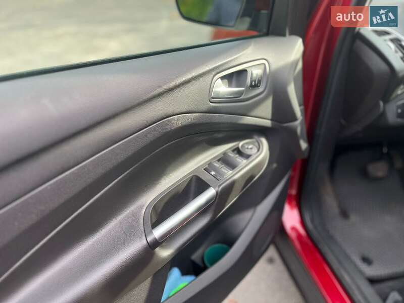 Позашляховик / Кросовер Ford Escape 2013 в Ворзелі фото 9 Позашляховик / Кросовер Ford Escape 2013 в Ворзелі