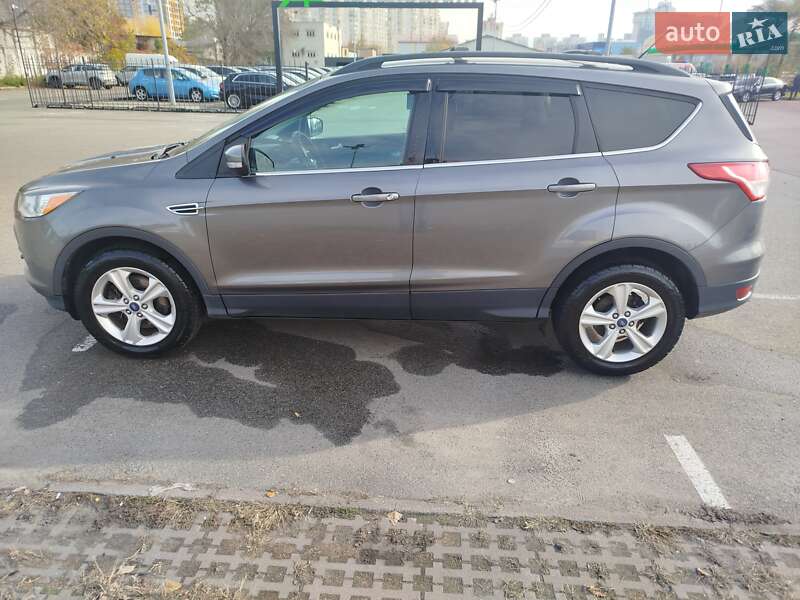 Внедорожник / Кроссовер Ford Escape 2013 в Киеве
