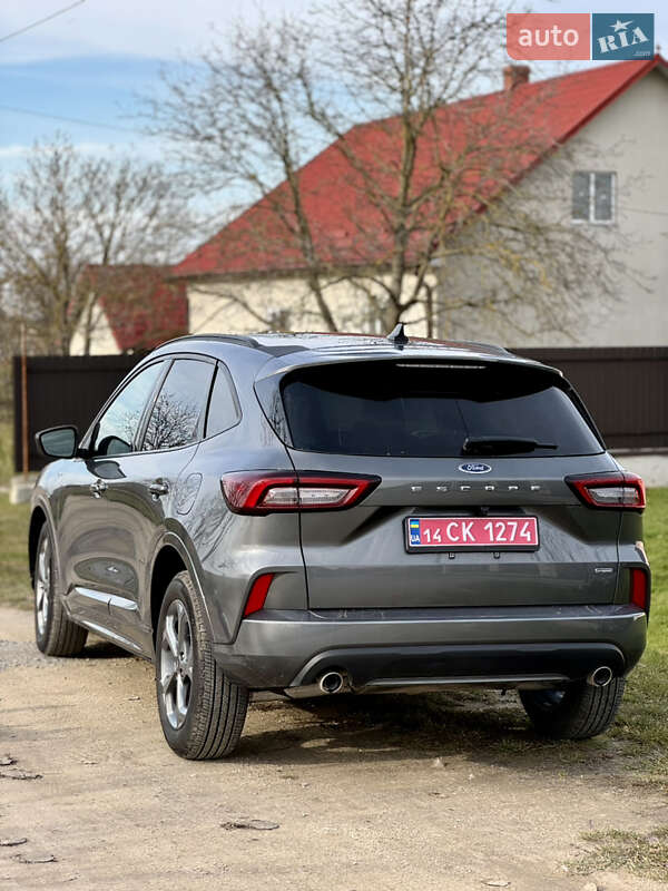 Внедорожник / Кроссовер Ford Escape 2023 в Золочеве фото 3 Внедорожник / Кроссовер Ford Escape 2023 в Золочеве