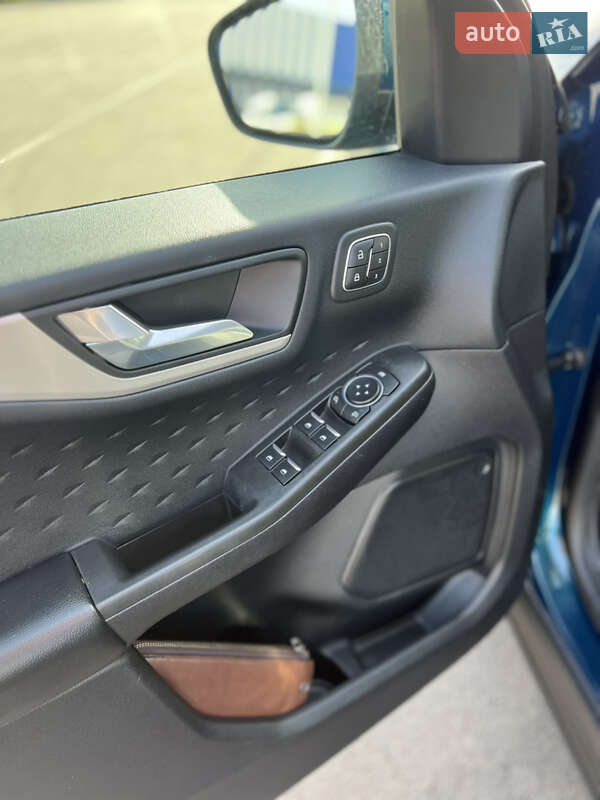 Позашляховик / Кросовер Ford Escape 2019 в Рівному фото 13 Позашляховик / Кросовер Ford Escape 2019 в Рівному