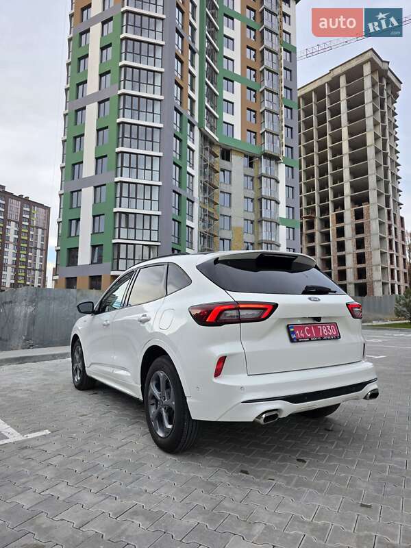 Позашляховик / Кросовер Ford Escape 2024 в Тернополі
