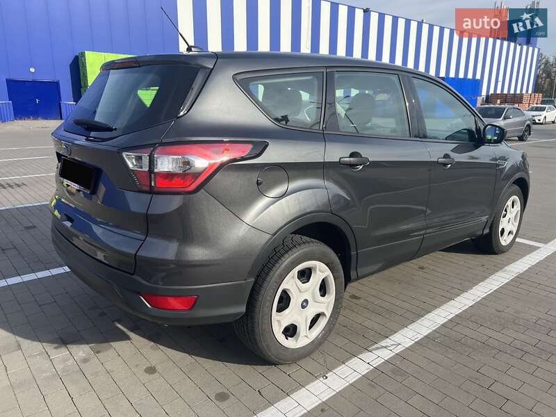 Внедорожник / Кроссовер Ford Escape 2018 в Киеве