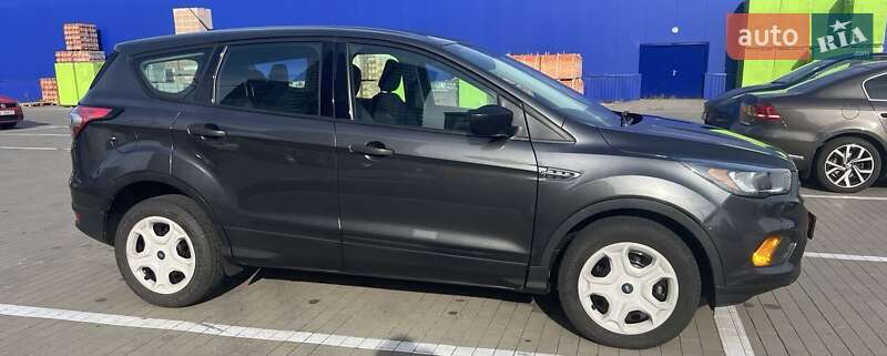 Внедорожник / Кроссовер Ford Escape 2018 в Киеве