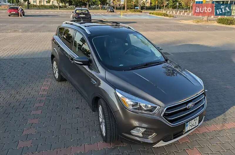 Внедорожник / Кроссовер Ford Escape 2018 в Тернополе