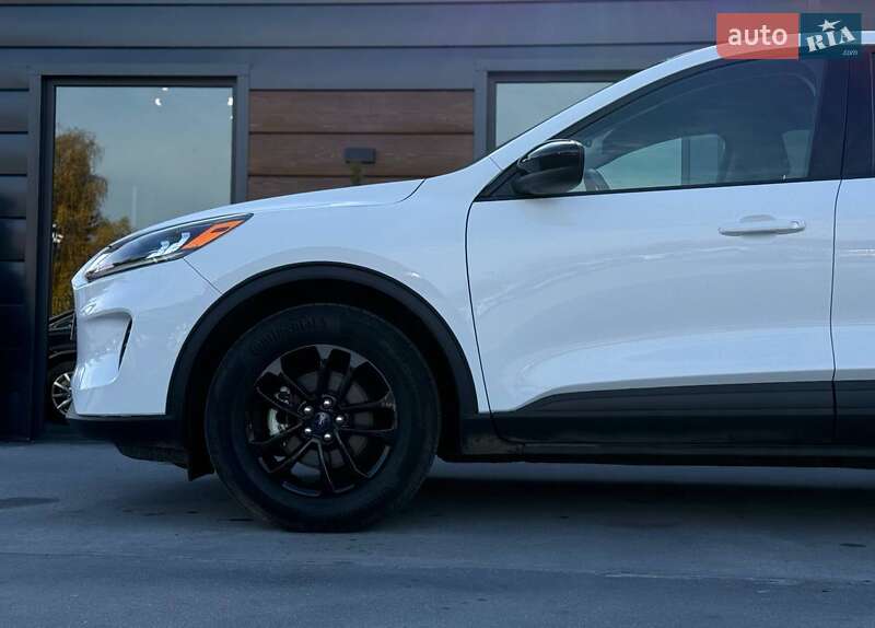 Внедорожник / Кроссовер Ford Escape 2020 в Ровно фото 8 Внедорожник / Кроссовер Ford Escape 2020 в Ровно