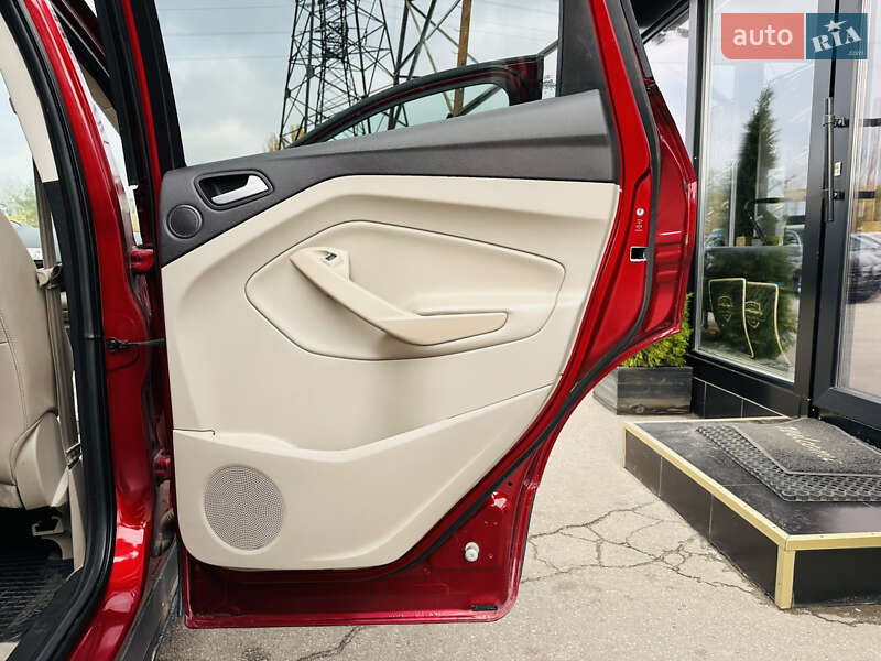 Внедорожник / Кроссовер Ford Escape 2016 в Харькове фото 24 Внедорожник / Кроссовер Ford Escape 2016 в Харькове