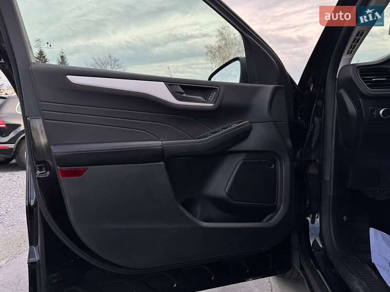 Позашляховик / Кросовер Ford Escape 2022 в Рівному фото 22 Позашляховик / Кросовер Ford Escape 2022 в Рівному