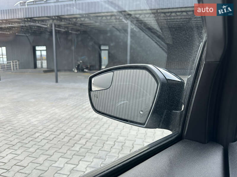 Позашляховик / Кросовер Ford Escape 2018 в Дубні фото 38 Позашляховик / Кросовер Ford Escape 2018 в Дубні